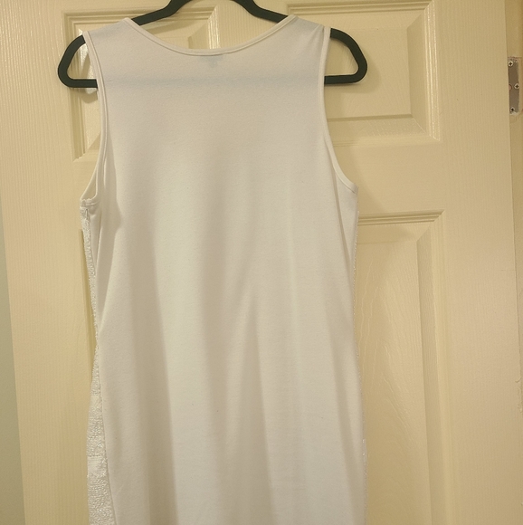 White dress with cream - Picture 2 of 3